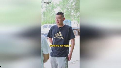 模特男吃瓜,趣味瞬间引网友热议