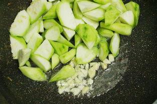 吃杨瓜好吗,杨瓜营养价值与食用益处解析