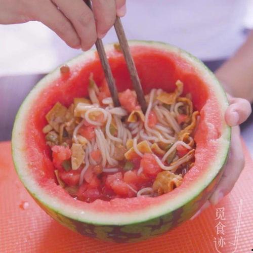 在角落吃瓜,揭秘隐秘角落里的美食故事