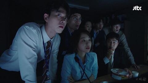 穿越看戏吃瓜,戏里戏外，尽享吃瓜盛宴