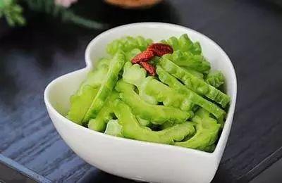 惠州水东江吃瓜,夏日吃瓜胜地，尽享清凉时光