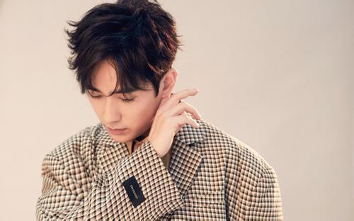 唐程成吃瓜,瓜田里的美食探索之旅