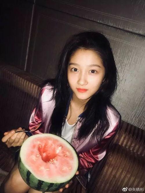 发个吃瓜说说,揭秘娱乐圈最新八卦事件