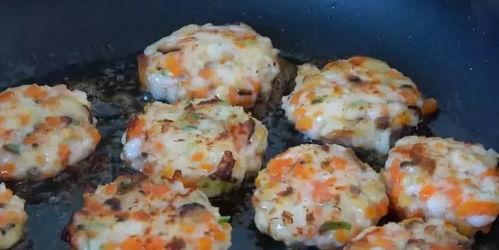 康县二饼吃瓜视频,揭秘农村生活趣味瞬间