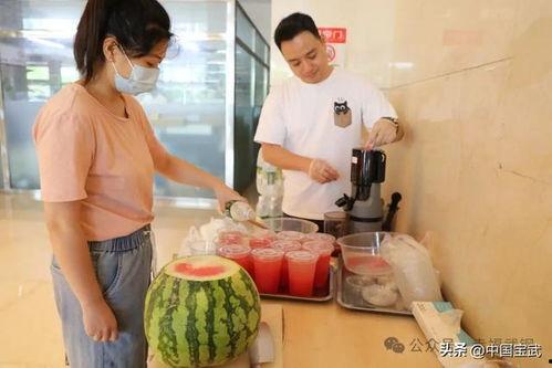最新吃瓜事件学生,揭秘最新吃瓜事件背后的真相